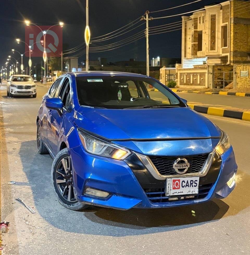 نيسان فيرسا